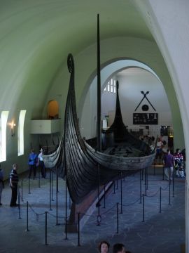 Viking queens barrial ship